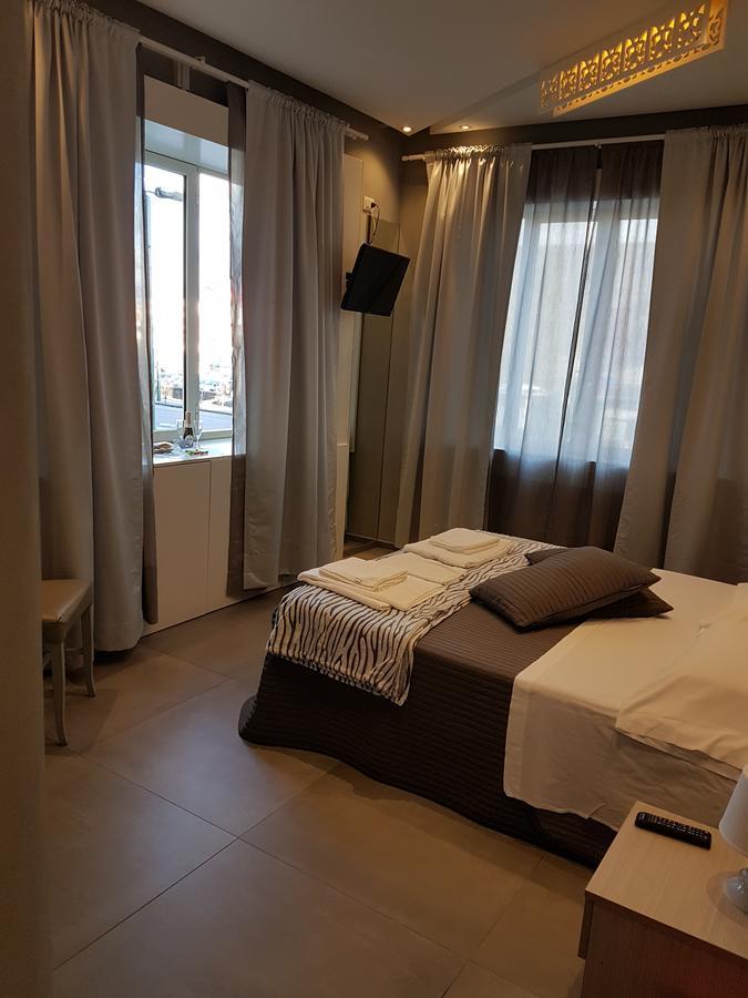 Maliziusella Hotel Napoli Ngoại thất bức ảnh