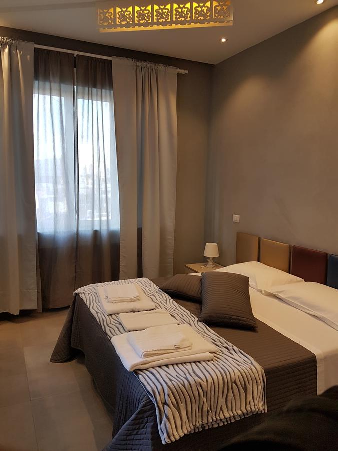 Maliziusella Hotel Napoli Ngoại thất bức ảnh